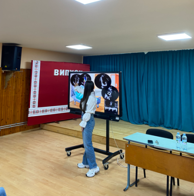 Кардиологът д-р Горелова от „Пълмед“ даде съвети на ученици от СУ „Св. Кл. Охридски“ - Ракитово как да пазят сърцето си здраво